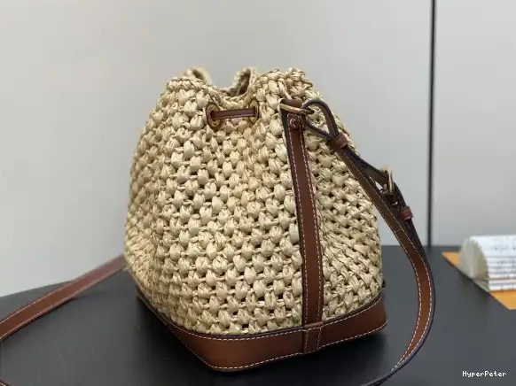 VUITTON BB-22*24*15CM Noé LOUIS 0611